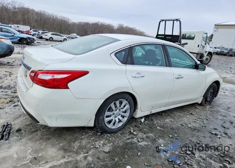 2017 Nissan Altima 2.5 z USA, uszkodzony, nr VIN 1N4AL3AP5HN328043